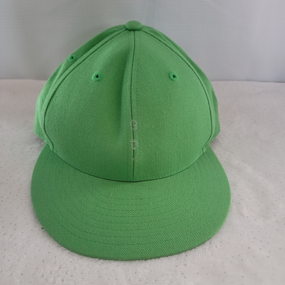 ♥️ LIDS/Size: 7 1/8 Fitted Baseball Hat